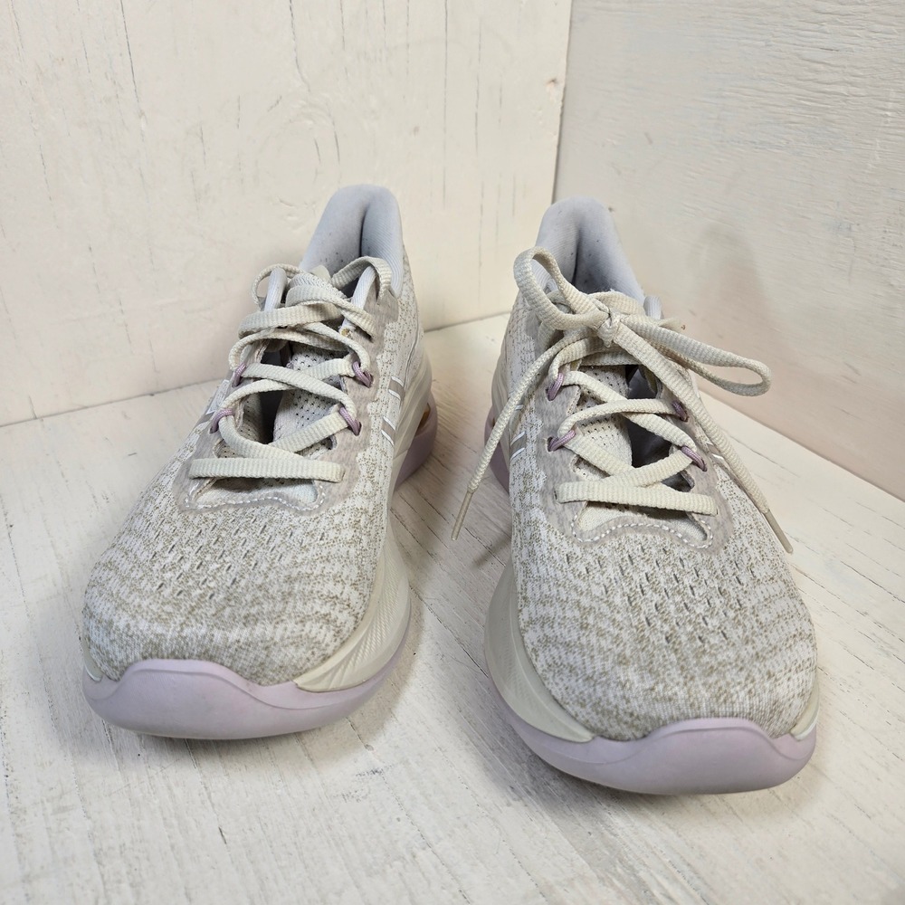 Asics Gel Kinsei Max Oatmeal Fawn Running Shoes 1012B512 Women's Size 8